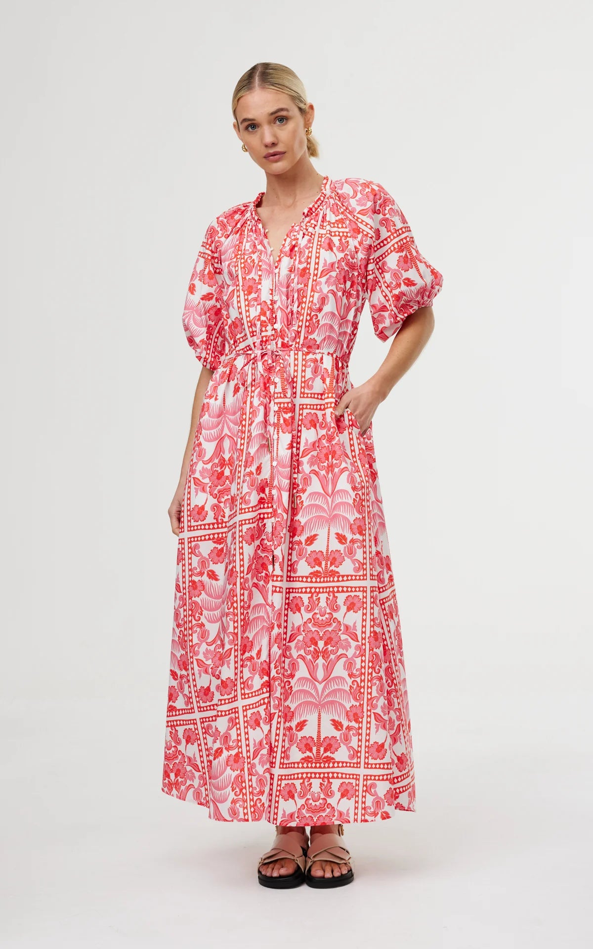 Kinney Martina Dress in Las Palmas Print Boatneck Modish Everyday