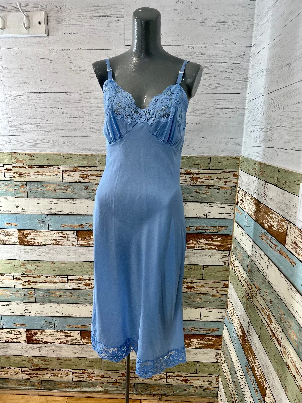 60’s Pale Blue Slip Dress by Lady Lynne Tag Size 34 Bodycon Club Sequined