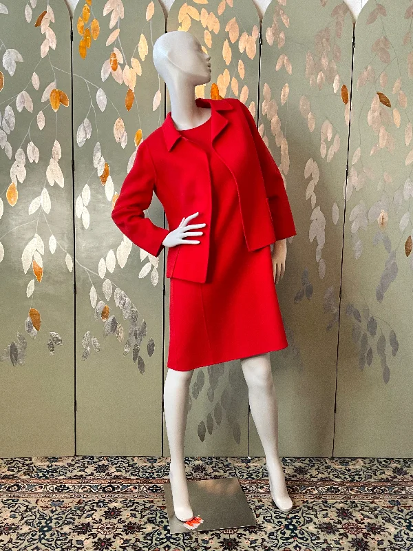 Vintage 1990s Linda Allard Ellen Tracy Red Wool Shift Dress and Jacket, Medium Stand-Up Collar Roll-Neck Collar Turtle Neck