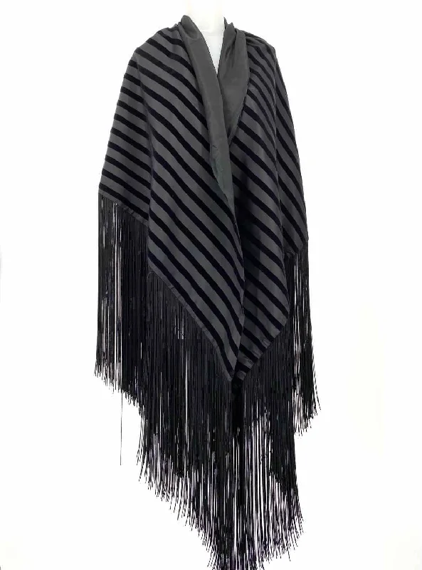 Bill Blass Acetate Black Triangle Fringed Shawl Trendy Bohemian Shawl Cape