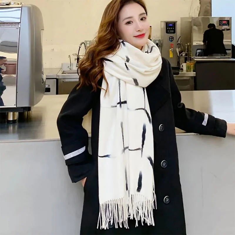 Korean Style Plaid Scarf Women Winter All-match Shawl Thick Cute Plus Velvet Keep Warm Scarves Women Elegant Velvet Shawl Wrap